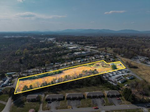 Tiny photo for 309 Wyndale Drive, Lynchburg, VA 24501 (MLS # 365389)