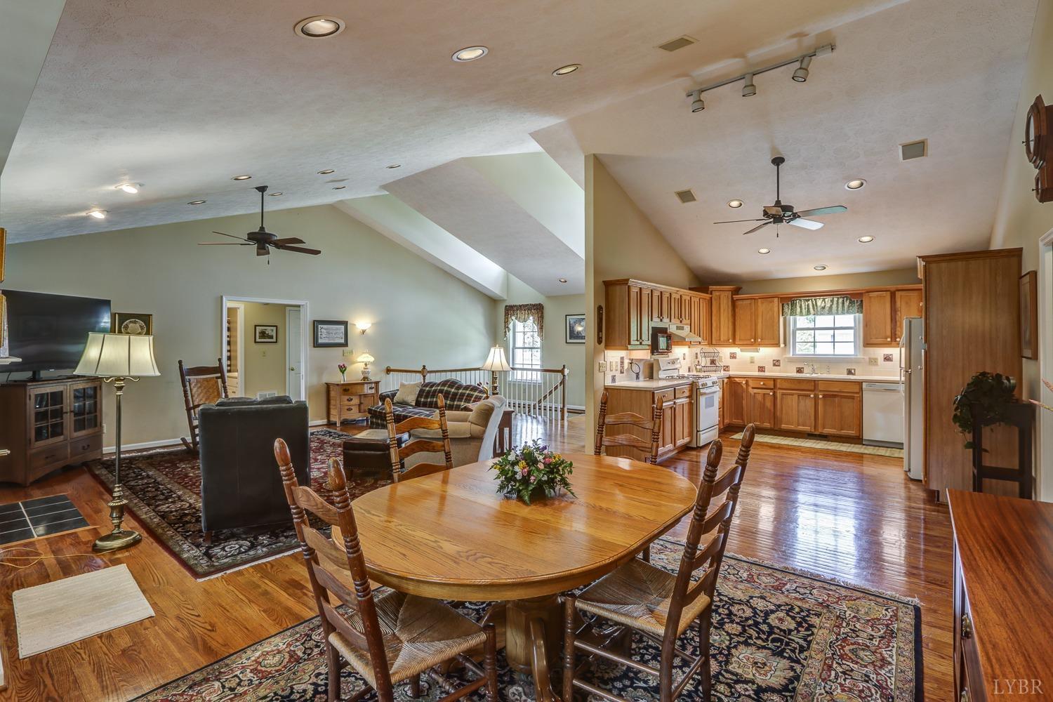 183 Fernridge Court, Madison Heights, Virginia image 11
