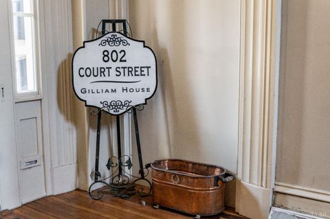 Tiny photo for 802 Court Street, Lynchburg, VA 24504 (MLS # 363010)