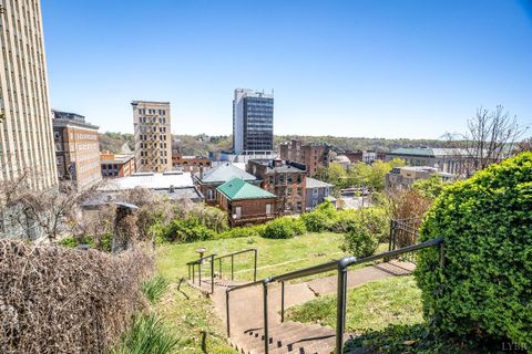 Tiny photo for 802 Court Street, Lynchburg, VA 24504 (MLS # 363010)