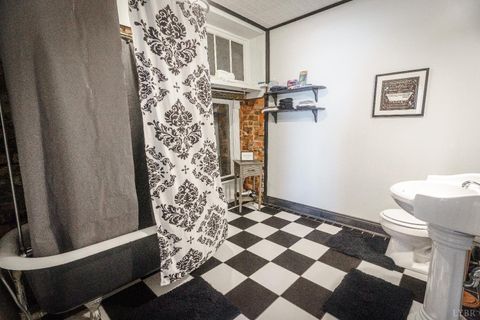 Tiny photo for 802 Court Street, Lynchburg, VA 24504 (MLS # 363010)