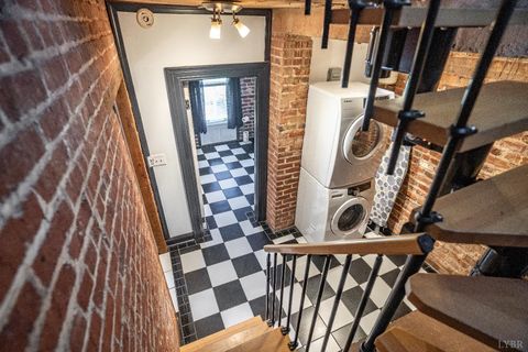 Tiny photo for 802 Court Street, Lynchburg, VA 24504 (MLS # 363010)