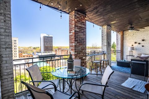 Tiny photo for 802 Court Street, Lynchburg, VA 24504 (MLS # 363010)