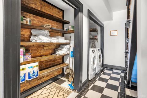 Tiny photo for 802 Court Street, Lynchburg, VA 24504 (MLS # 363010)