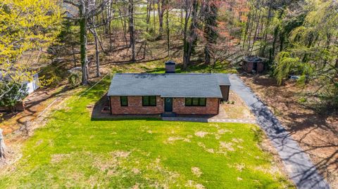 Tiny photo for 106 Howard Drive, Lynchburg, VA 24503 (MLS # 365370)