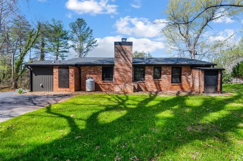 Tiny photo for 106 Howard Drive, Lynchburg, VA 24503 (MLS # 365370)