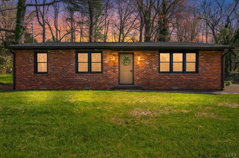 Tiny photo for 106 Howard Drive, Lynchburg, VA 24503 (MLS # 365370)