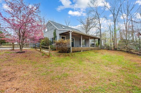 Homes For Sale - 699 Winton Road<br/> Amherst, VA 24521