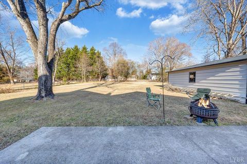 Tiny photo for 4408 MONTGOMERY ROAD Rd, Lynchburg, VA 24503 (MLS # 363931)