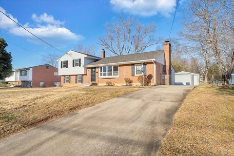 Tiny photo for 4408 MONTGOMERY ROAD Rd, Lynchburg, VA 24503 (MLS # 363931)
