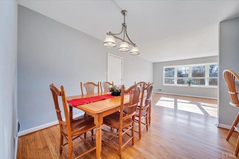 Tiny photo for 4408 MONTGOMERY ROAD Rd, Lynchburg, VA 24503 (MLS # 363931)