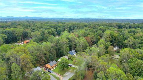 Tiny photo for 106 Constitution Way, Forest, VA 24551 (MLS # 362132)