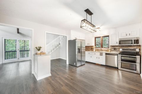 Tiny photo for 106 Constitution Way, Forest, VA 24551 (MLS # 362132)