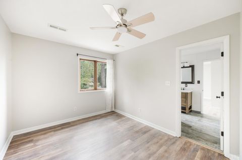 Tiny photo for 106 Constitution Way, Forest, VA 24551 (MLS # 362132)