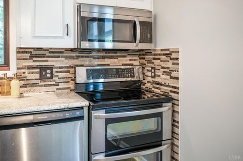 Tiny photo for 106 Constitution Way, Forest, VA 24551 (MLS # 362132)