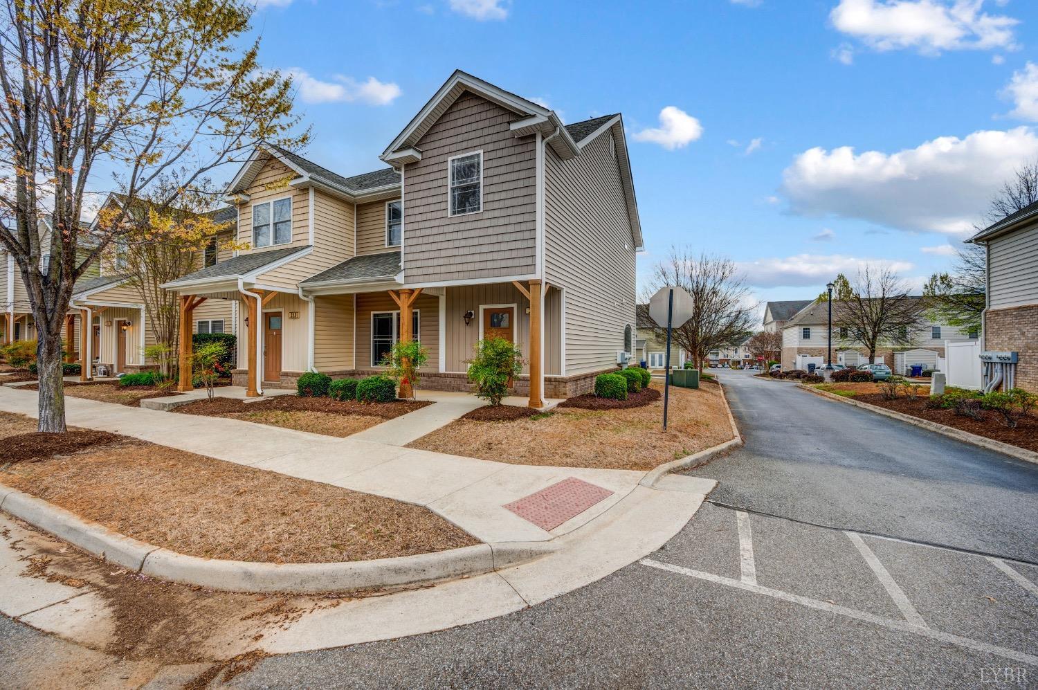 215 Portico Street, Lynchburg, Virginia image 2