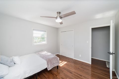 Tiny photo for 101 Watkins Place Pl, Lynchburg, VA 24502 (MLS # 365161)