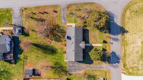 Tiny photo for 101 Watkins Place Pl, Lynchburg, VA 24502 (MLS # 365161)