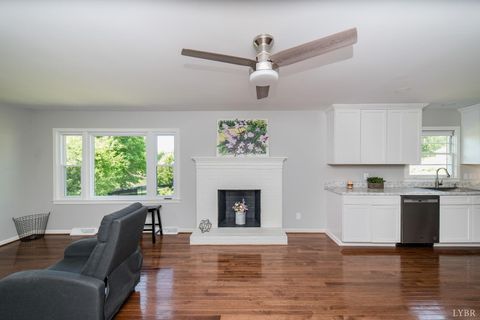 Tiny photo for 101 Watkins Place Pl, Lynchburg, VA 24502 (MLS # 365161)
