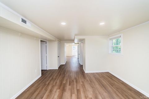 Tiny photo for 101 Watkins Place Pl, Lynchburg, VA 24502 (MLS # 365161)