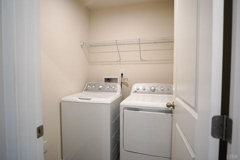 Tiny photo for 2629 Confederate Avenue, Lynchburg, VA 24501 (MLS # 366433)