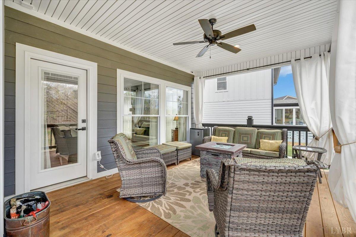 111 Retreat Lane, Huddleston, Virginia image 28