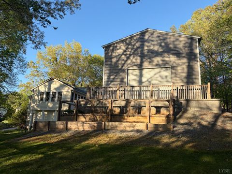 Tiny photo for 95 Indian Point Dr Dr, Hardy, VA 24101 (MLS # 365909)