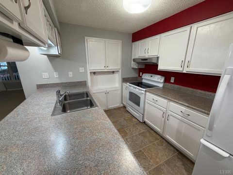 Tiny photo for 95 Indian Point Dr Dr, Hardy, VA 24101 (MLS # 365909)