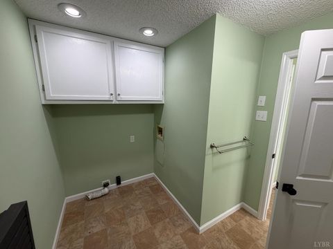 Tiny photo for 95 Indian Point Dr Dr, Hardy, VA 24101 (MLS # 365909)