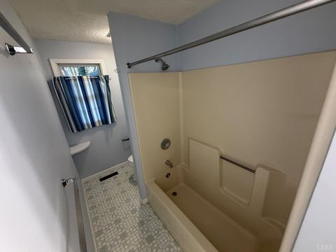 Tiny photo for 95 Indian Point Dr Dr, Hardy, VA 24101 (MLS # 365909)