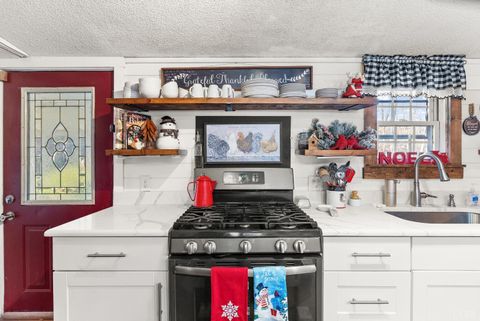 Tiny photo for 307 Brook Lane, Concord, VA 24538 (MLS # 364863)