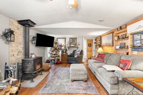 Tiny photo for 307 Brook Lane, Concord, VA 24538 (MLS # 364863)