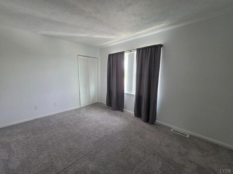 Tiny photo for 178 Dulwich Drive #178, Amherst, VA 24521 (MLS # 365953)