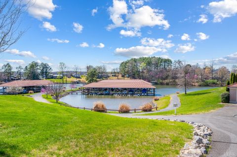 Tiny photo for 1028 Siesta Key Ct, Moneta, VA 24121 (MLS # 365354)