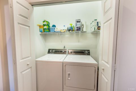 Tiny photo for 1028 Siesta Key Ct, Moneta, VA 24121 (MLS # 365354)