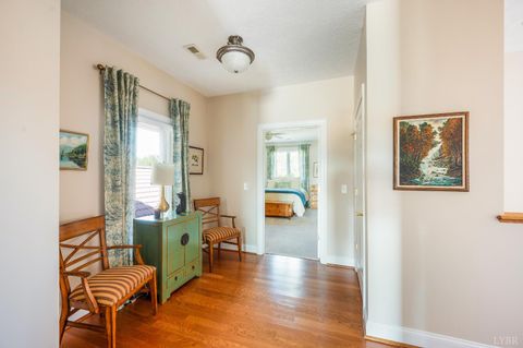 Tiny photo for 1028 Siesta Key Ct, Moneta, VA 24121 (MLS # 365354)