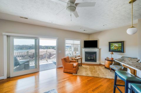 Tiny photo for 1028 Siesta Key Ct, Moneta, VA 24121 (MLS # 365354)