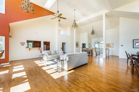 Tiny photo for 1028 Siesta Key Ct, Moneta, VA 24121 (MLS # 365354)