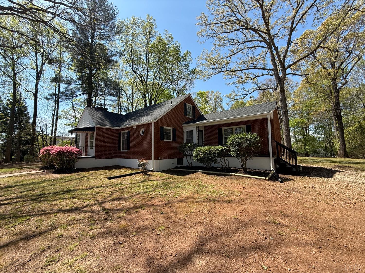 407 Old Graves Mill Road, Lynchburg, Virginia image 3
