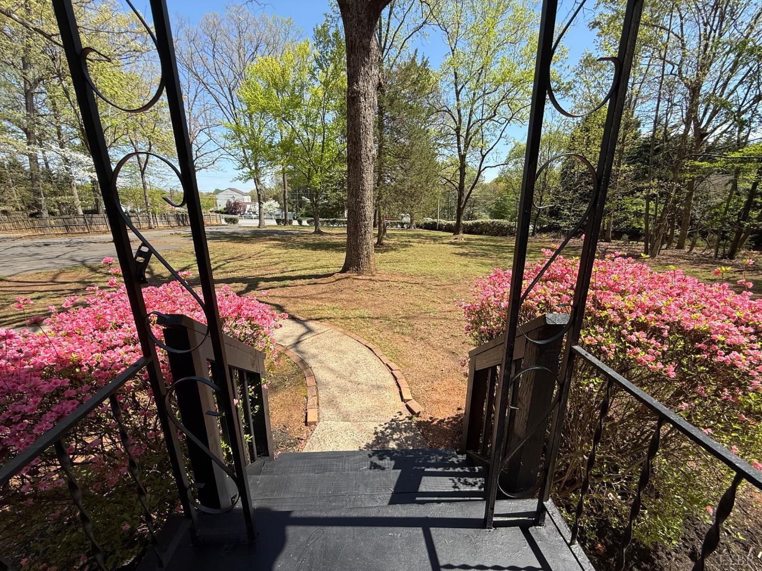 407 Old Graves Mill Road, Lynchburg, Virginia image 4
