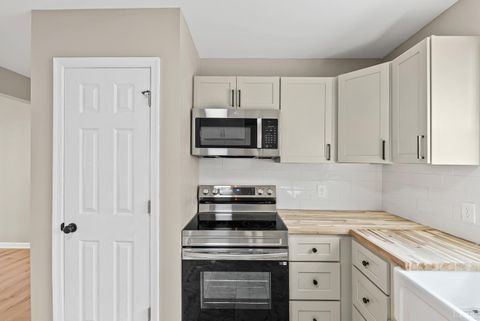 Tiny photo for 109 Carnell Lane, Lynchburg, VA 24504 (MLS # 363686)