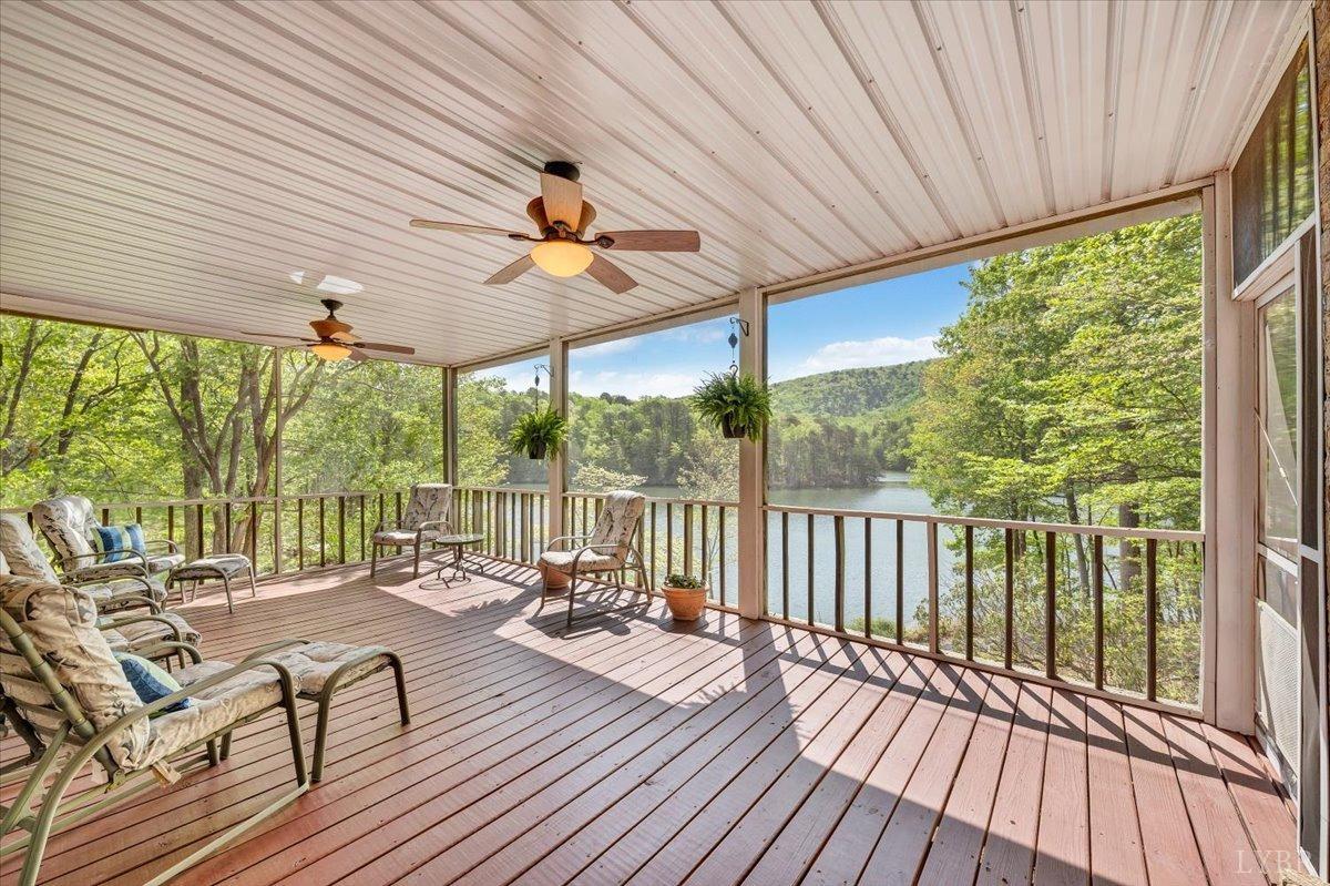 806 Cedar Key Lane, Huddleston, Virginia image 35