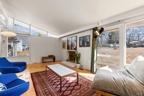 Tiny photo for 539 Elmwood Avenue, Lynchburg, VA 24503 (MLS # 364070)