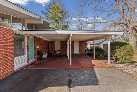Tiny photo for 539 Elmwood Avenue, Lynchburg, VA 24503 (MLS # 364070)