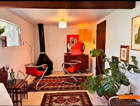 Tiny photo for 539 Elmwood Avenue, Lynchburg, VA 24503 (MLS # 364070)