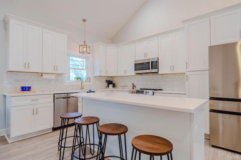 Tiny photo for 117 Victor Drive, Lynchburg, VA 24501 (MLS # 363367)