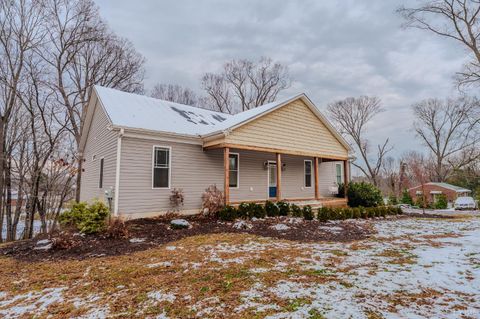Tiny photo for 117 Victor Drive, Lynchburg, VA 24501 (MLS # 363367)