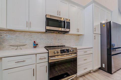 Tiny photo for 117 Victor Drive, Lynchburg, VA 24501 (MLS # 363367)