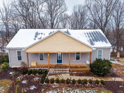 Photo of 117 Victor Drive, Lynchburg, VA 24501 (MLS # 363367)