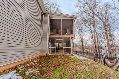 Tiny photo for 117 Victor Drive, Lynchburg, VA 24501 (MLS # 363367)